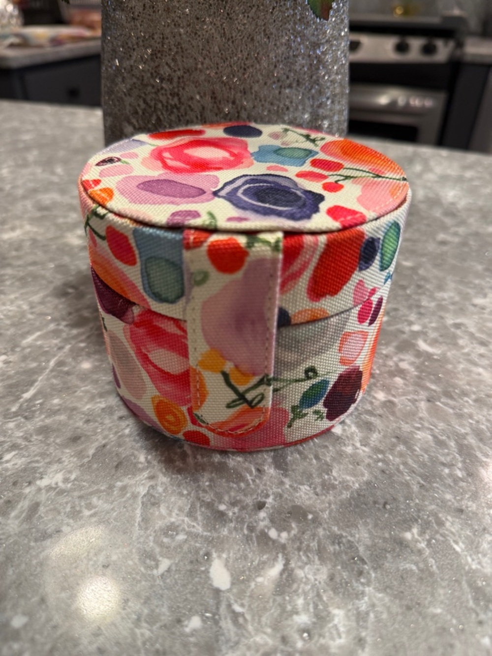 Kate Spade Floral Multicolor Round Jewelry Case